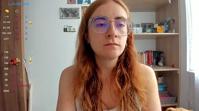 linda giggle online show from 03/04/25, 01:17