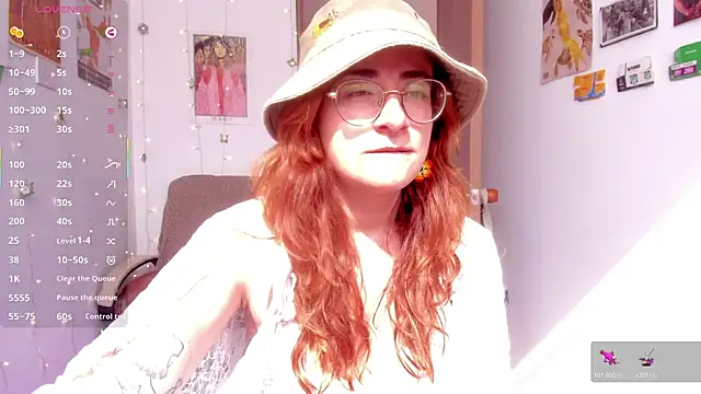 linda giggle online show from 09/23/25, 01:47