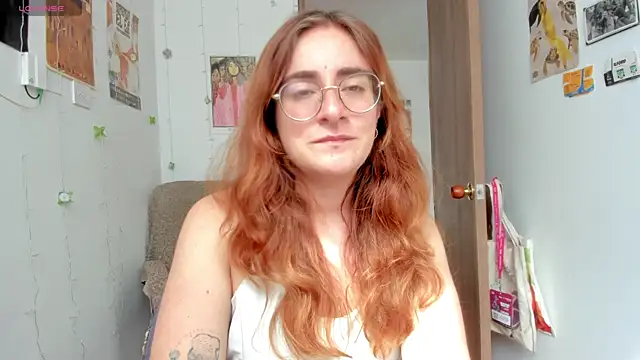 linda giggle online show from 10/06/25, 02:03