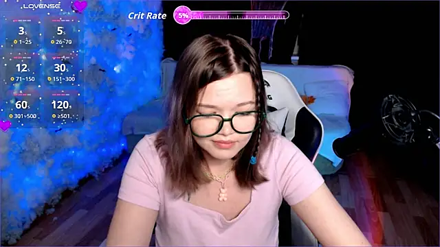 Snapshot of mary_lunar chatting on 10/23/25, 08:18 mary lunar online show from 10/23/25, 08:18