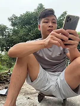 Snapshot of Naughty--asian chatting on 04/09/26, 11:32 Naughty--asian online show from 04/09/26, 11:32