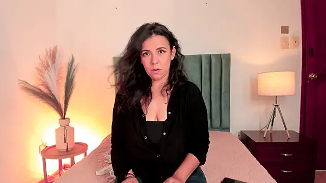 Amber  Davis online show from 01/27/25, 06:09