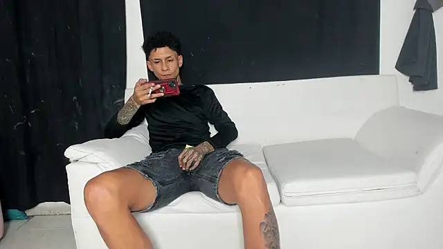 self love46 online show from 06/18/26, 03:51