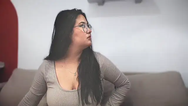 Snapshot of ZabathMiller chatting on 02/26/25, 06:37 ZabathMiller online show from 02/26/25, 06:37