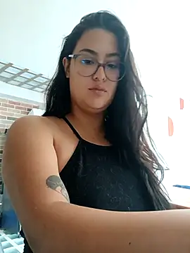 Snapshot of ZabathMiller chatting on 09/22/25, 02:08 ZabathMiller online show from 09/22/25, 02:08