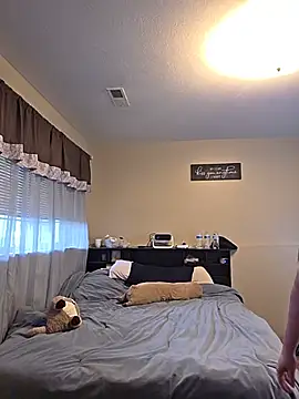 BBWQUEENBEEE online show from 06/10/26, 12:00
