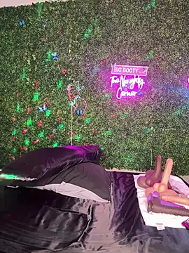 ThickAssRena online show from 04/30/26, 07:25