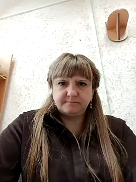 Snapshot of Office_Albertina chatting on 05/11/26, 10:07 Office Albertina online show from 05/11/26, 10:07