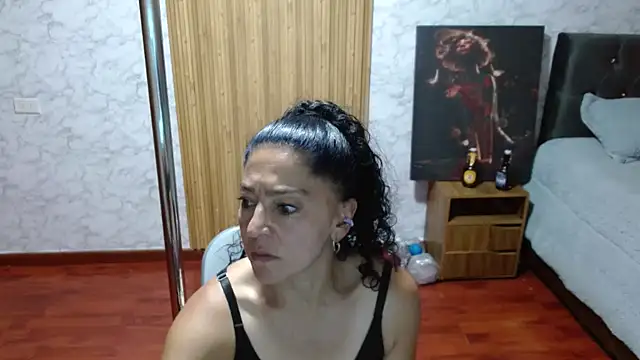 Anitta muscle online show from 04/23/26, 08:22