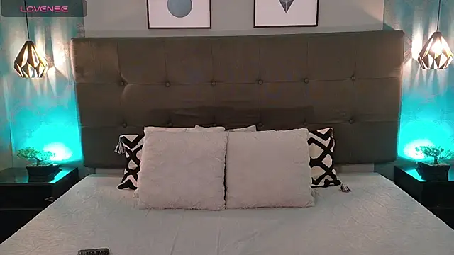 Madisonsmiith online show from 02/24/25, 09:41