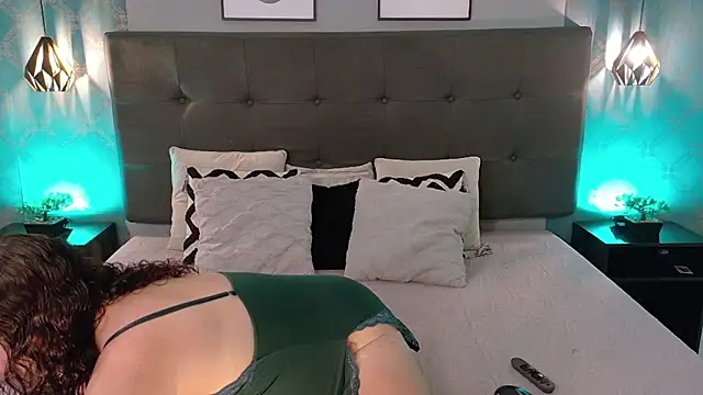 Madisonsmiith online show from 10/15/25, 09:04