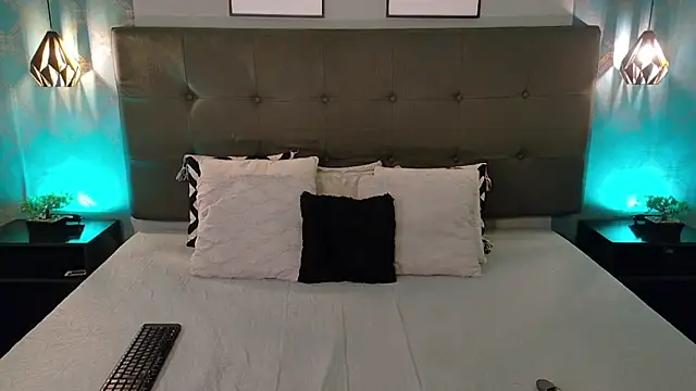 Madisonsmiith online show from 11/06/25, 08:32