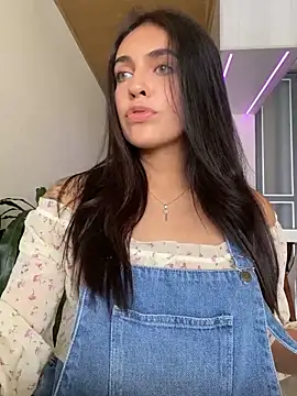 DaphneUwu online show from 02/05/25, 07:42