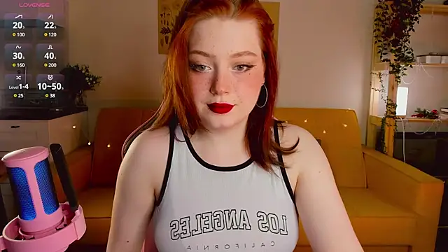 Snapshot of Sofy_Benson chatting on 01/15/25, 09:35 Sofy Benson online show from 01/15/25, 09:35