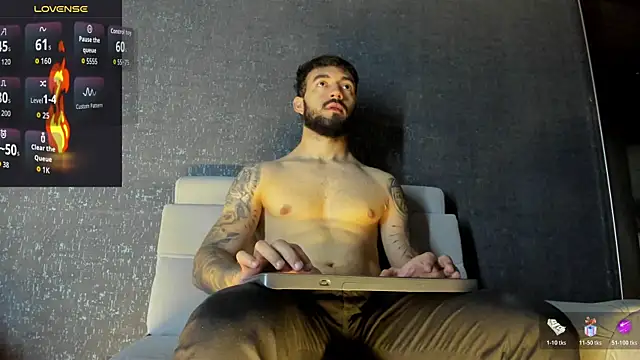 MarkWalker   online show from 12/04/25, 10:13