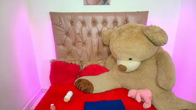 Snapshot of Ginna_doll chatting on 03/02/25, 02:30 Ginna doll online show from 03/02/25, 02:30