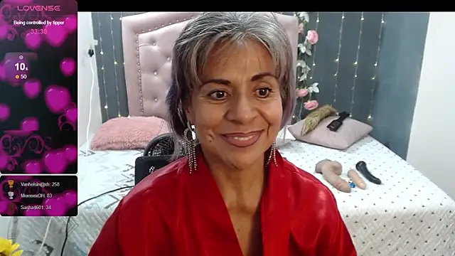 Snapshot of lalisha_96 chatting on 12/20/24, 11:26 lalisha 96 online show from 12/20/24, 11:26