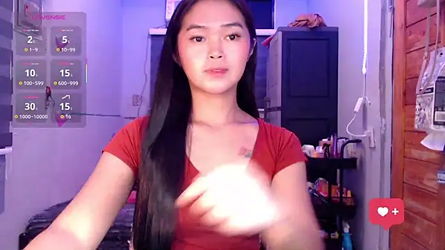 Itsme claire online show from 10/10/25, 03:22