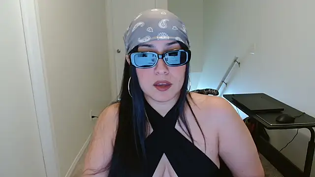 Sassy Latina online show from 10/04/25, 07:34