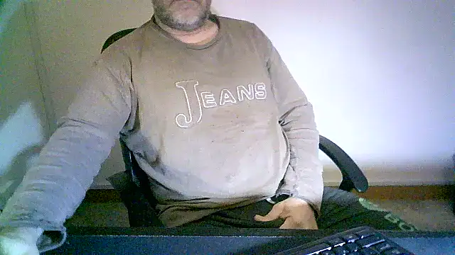 Snapshot of Greek_Passion chatting on 02/14/26, 06:54 Greek Passion online show from 02/14/26, 06:54