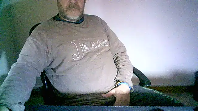 Snapshot of Greek_Passion chatting on 02/22/26, 01:20 Greek Passion online show from 02/22/26, 01:20