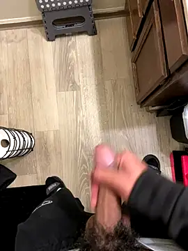 Snapshot of Nando49_ chatting on 10/13/25, 12:21 Nando49 online show from 10/13/25, 12:21