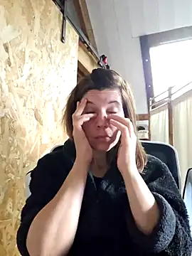 Lina lou4 online show from 02/25/25, 07:52