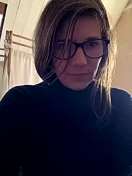 Lina lou4 online show from 03/18/25, 12:25