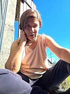 Lina lou4 online show from 10/10/25, 11:53