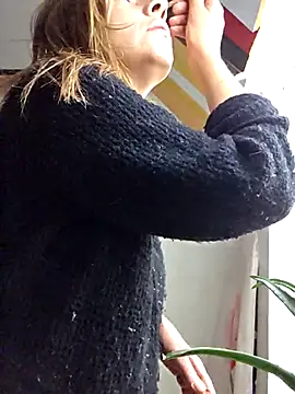 Lina lou4 online show from 10/25/25, 08:11