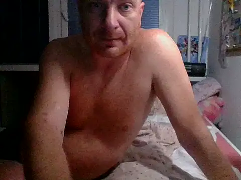 82liska online show from 10/26/25, 01:44