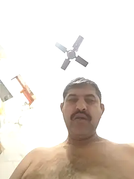 Snapshot of Amandev7 chatting on 02/06/26, 03:44 Amandev7 online show from 02/06/26, 03:44