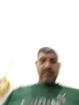 Snapshot of Amandev7 chatting on 02/21/26, 03:40 Amandev7 online show from 02/21/26, 03:40