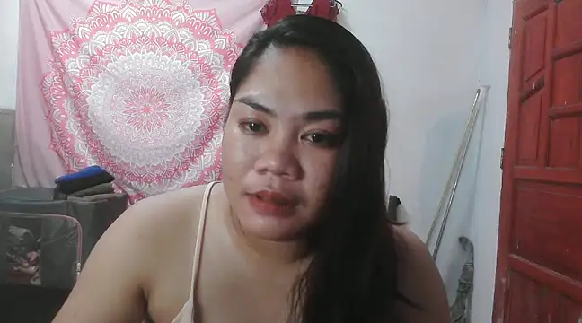Snapshot of xxsam_69xx chatting on 02/13/25, 03:56 xxsam 69xx online show from 02/13/25, 03:56