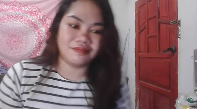Snapshot of xxsam_69xx chatting on 03/21/25, 10:06 xxsam 69xx online show from 03/21/25, 10:06