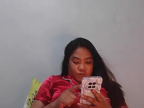 Snapshot of xxsam_69xx chatting on 09/25/25, 02:43 xxsam 69xx online show from 09/25/25, 02:43