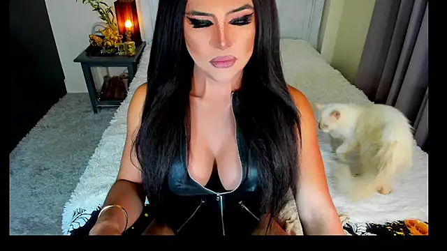Snapshot of MissNaughtyTyra chatting on 03/15/26, 01:55 MissNaughtyTyra online show from 03/15/26, 01:55