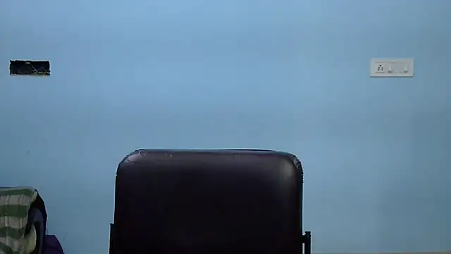 Snapshot of lovelydesi21 chatting on 09/21/25, 07:32 lovelydesi21 online show from 09/21/25, 07:32