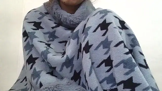 Snapshot of lovelydesi21 chatting on 01/08/26, 06:59 lovelydesi21 online show from 01/08/26, 06:59