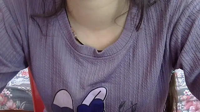 Snapshot of lovelydesi21 chatting on 02/07/26, 06:39 lovelydesi21 online show from 02/07/26, 06:39