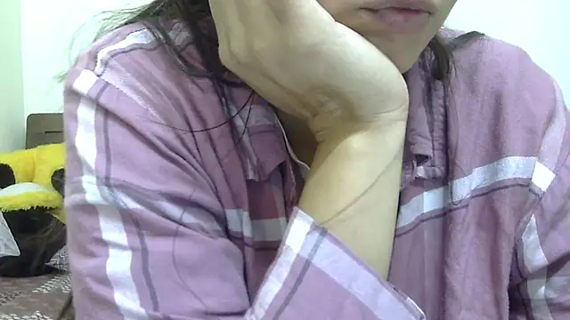 Snapshot of lovelydesi21 chatting on 04/08/26, 05:18 lovelydesi21 online show from 04/08/26, 05:18