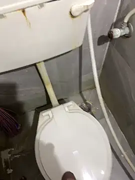 Snapshot of Rahuldhe22 chatting on 12/19/24, 09:38 Rahuldhe22 online show from 12/19/24, 09:38