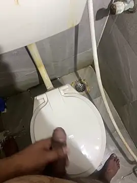 Snapshot of Rahuldhe22 chatting on 01/21/25, 07:28 Rahuldhe22 online show from 01/21/25, 07:28