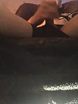 Snapshot of foxiks chatting on 01/05/25, 06:02 foxiks online show from 01/05/25, 06:02