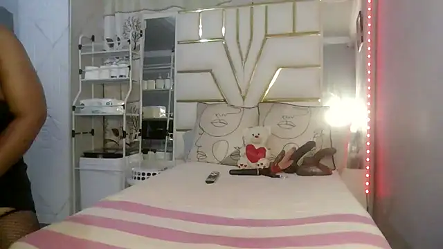 Snapshot of SexyyNana chatting on 02/27/26, 02:11 SexyyNana online show from 02/27/26, 02:11