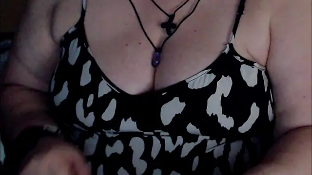 Snapshot of mayasmith chatting on 06/01/26, 09:55 mayasmith online show from 06/01/26, 09:55