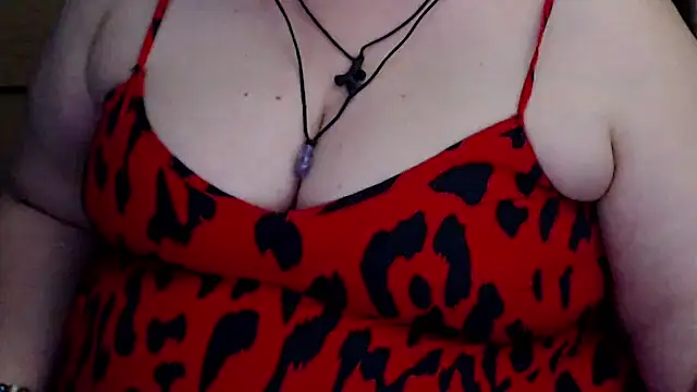 Snapshot of mayasmith chatting on 06/25/26, 11:20 mayasmith online show from 06/25/26, 11:20