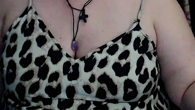 Snapshot of mayasmith chatting on 07/09/26, 06:45 mayasmith online show from 07/09/26, 06:45