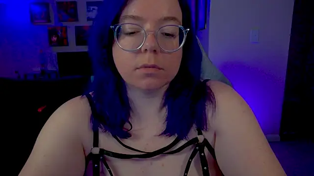 KiraSpitQueen online show from 04/27/26, 03:48