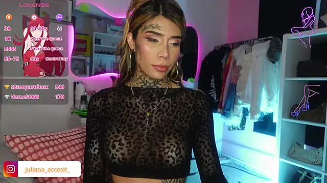 Snapshot of caroline_cossei chatting on 01/12/25, 11:28 caroline cossei online show from 01/12/25, 11:28